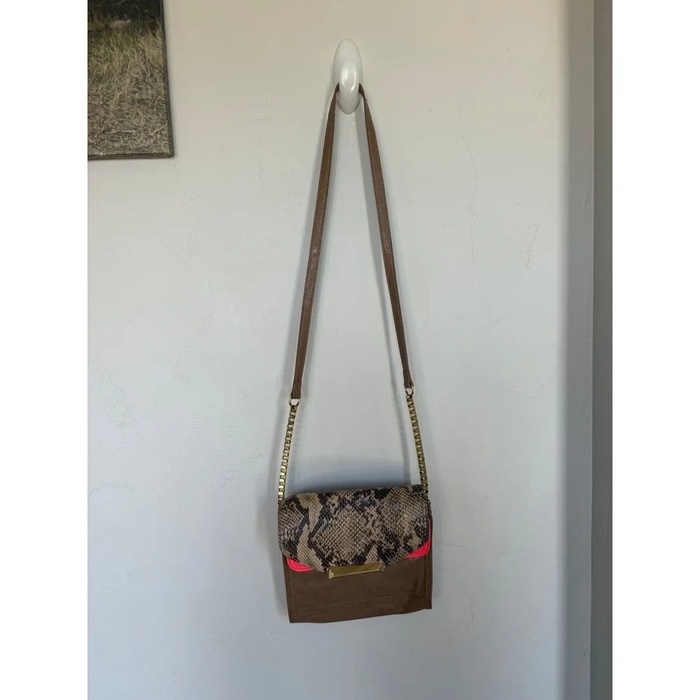 Gianni Bini Crossbody Bag Tan Snakeskin Neon Pink Gold Chain Strap Womens